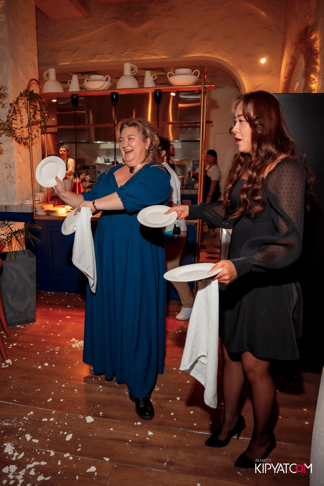 ASIA NEO BISTRO ABYLAI KHAN. КИПЯТКОМ АЛМАТЫ! Фотосъемка мероприятий в Алматы