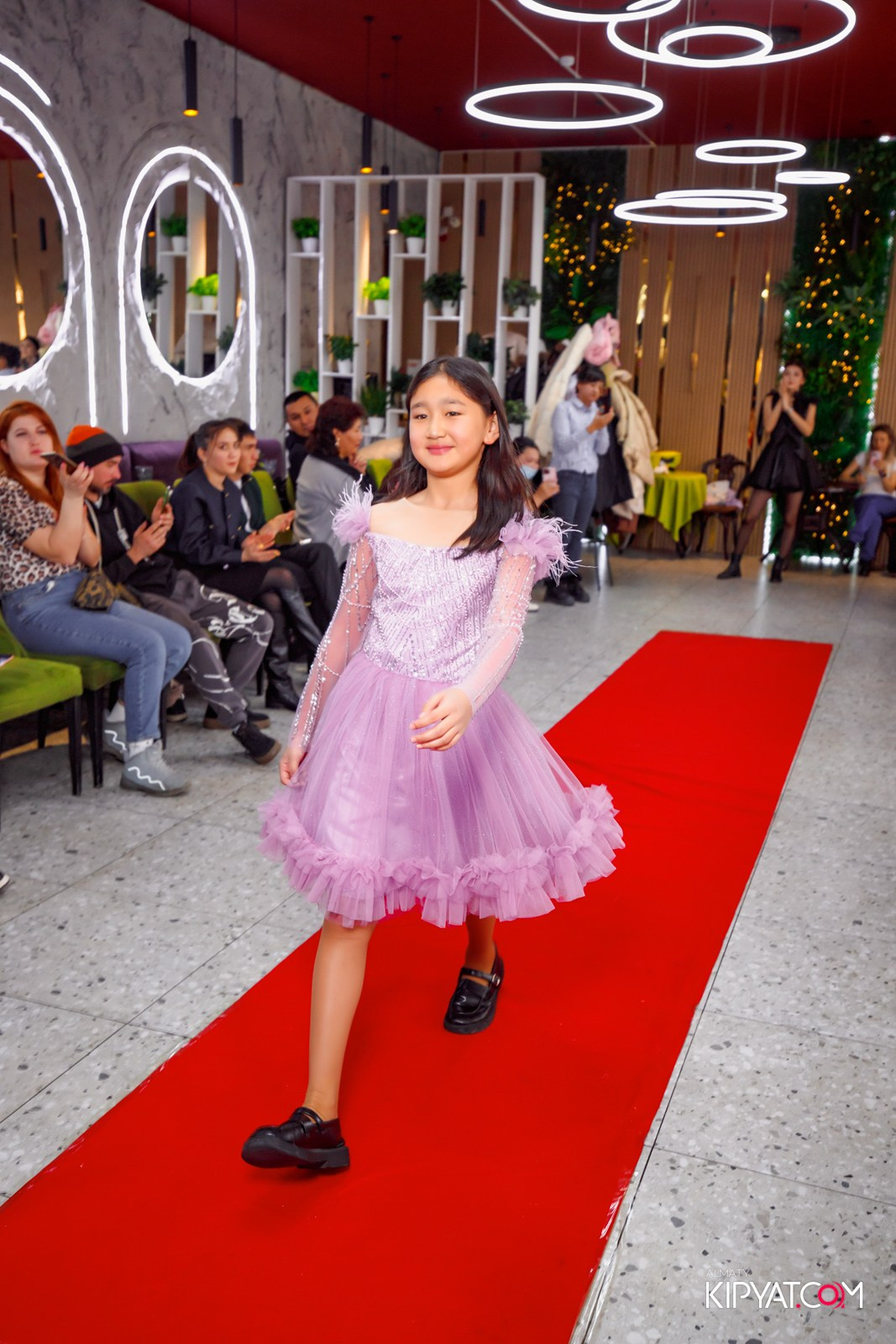 FASHION DAY 2025 КАФЕ ЖАКСЫЛЫК. КИПЯТКОМ АЛМАТЫ!