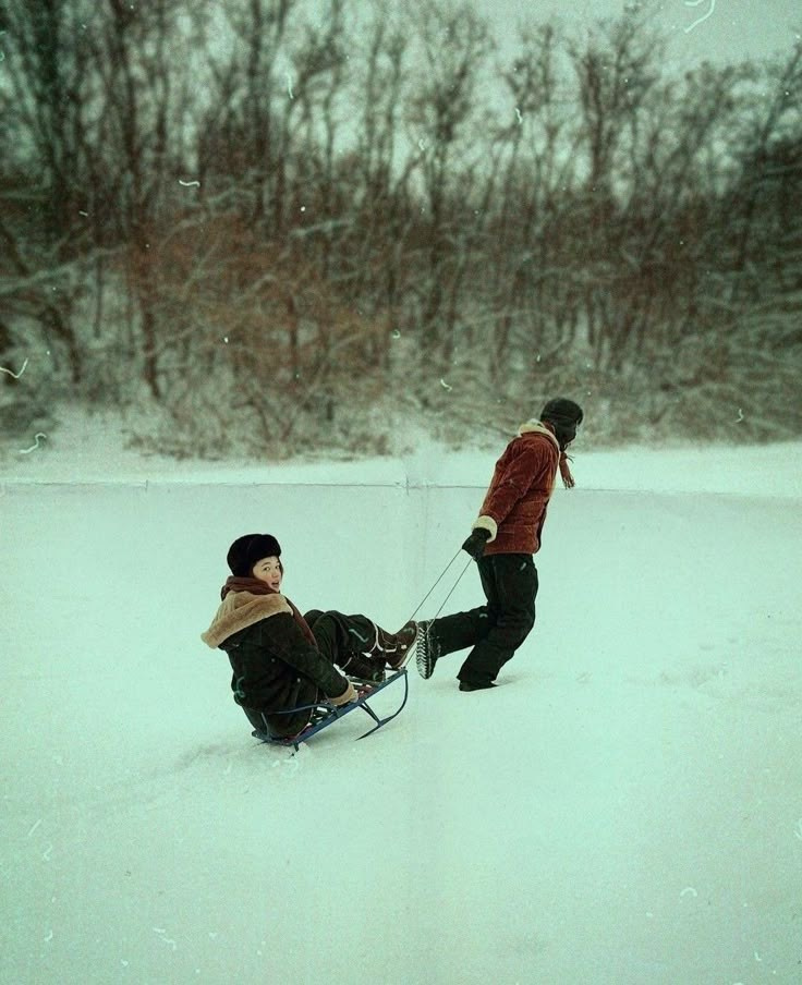 Зимняя с варежками. Александра Мельниченко/ Бегающий фотограф
