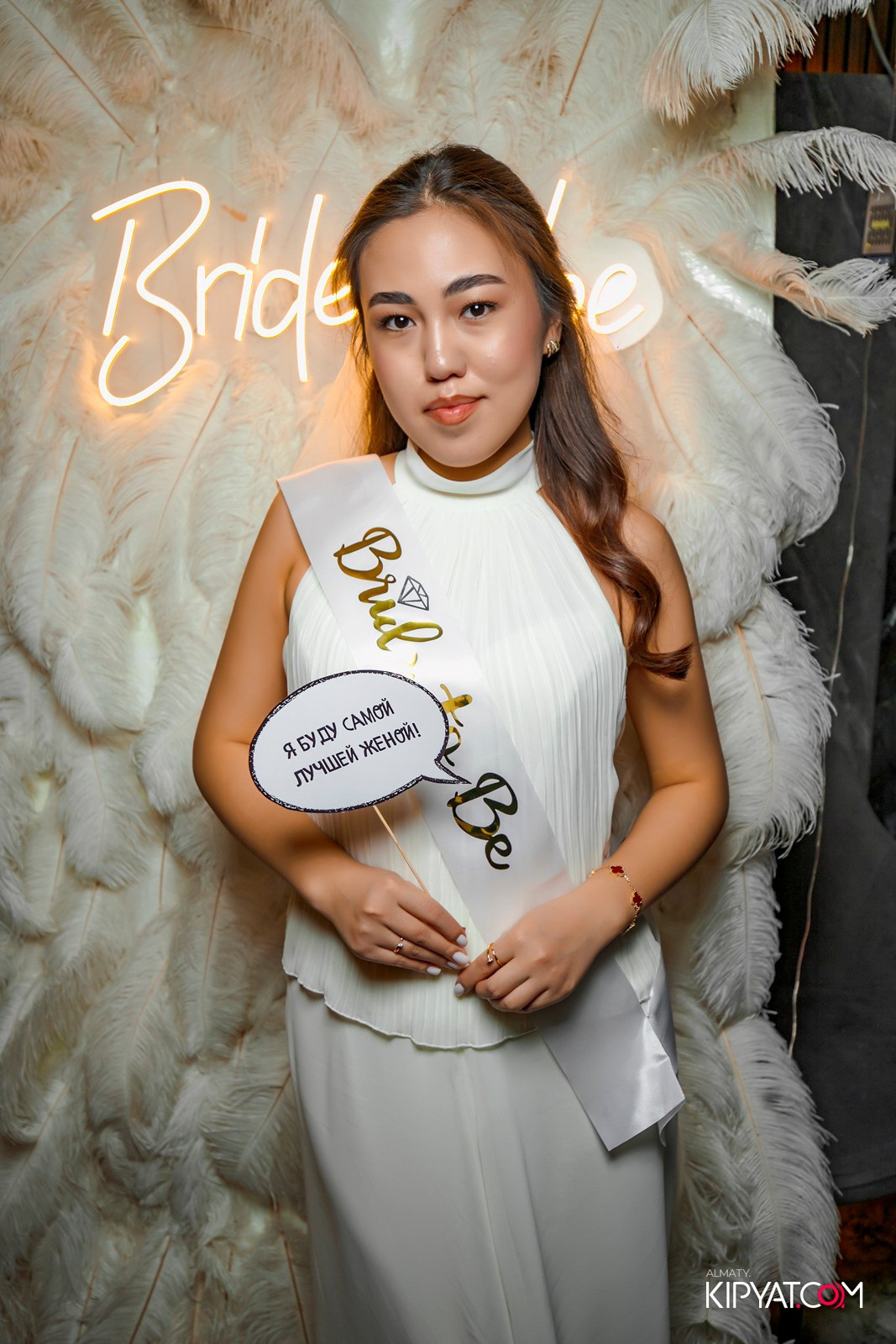 БАР ПАНАЕХАЛИ НА ДОСТЫК. КИПЯТКОМ АЛМАТЫ! Фотосъемка мероприятий в Алматы