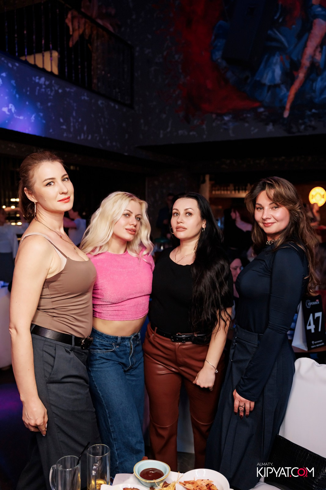 МУЗЫКАЛЬНОЕ ЛОТО В HIT RETRO. КИПЯТКОМ АЛМАТЫ! Фотосъемка мероприятий в Алматы