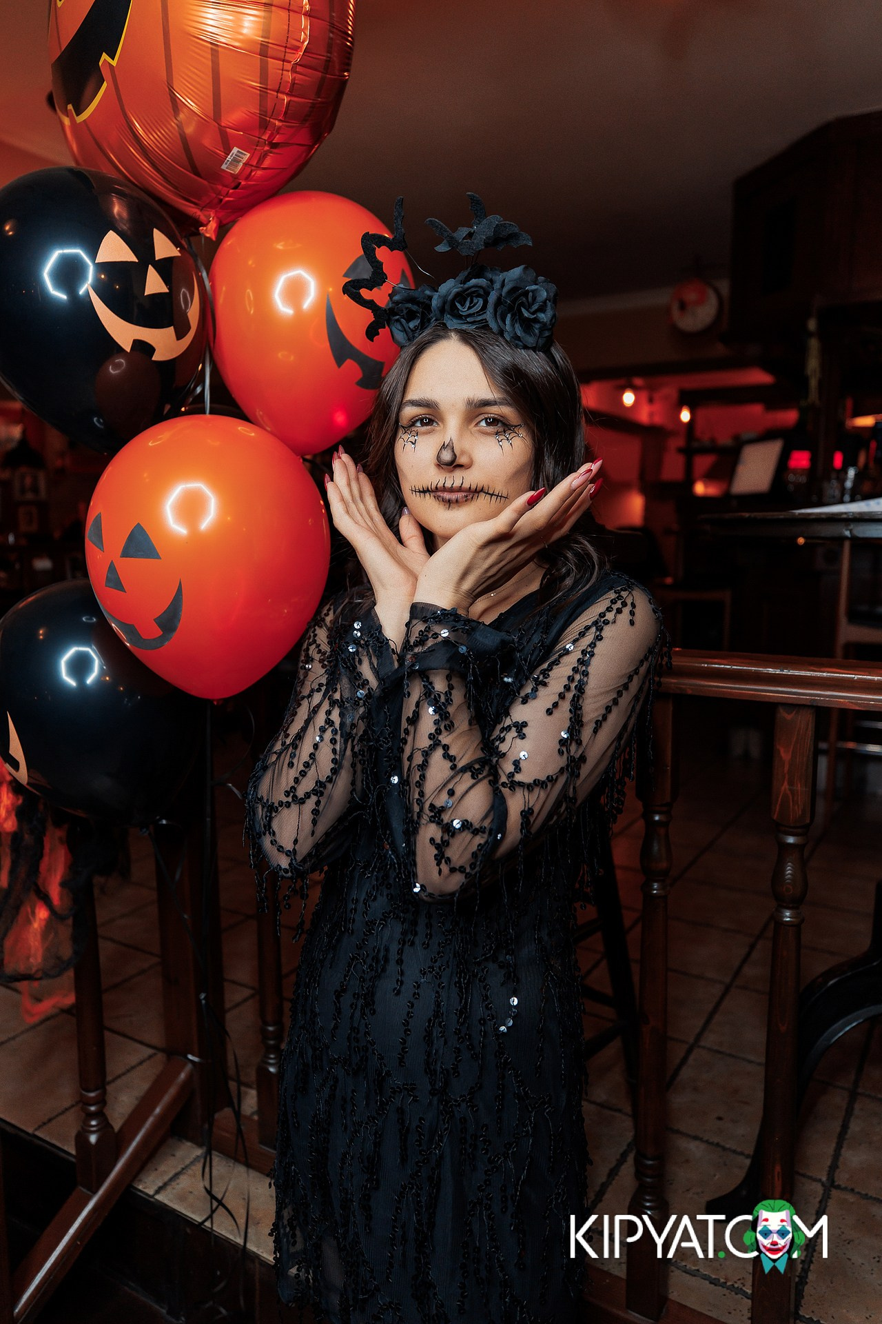 DICKENS RESTAURANT & BAR. КИПЯТКОМ АЛМАТЫ!