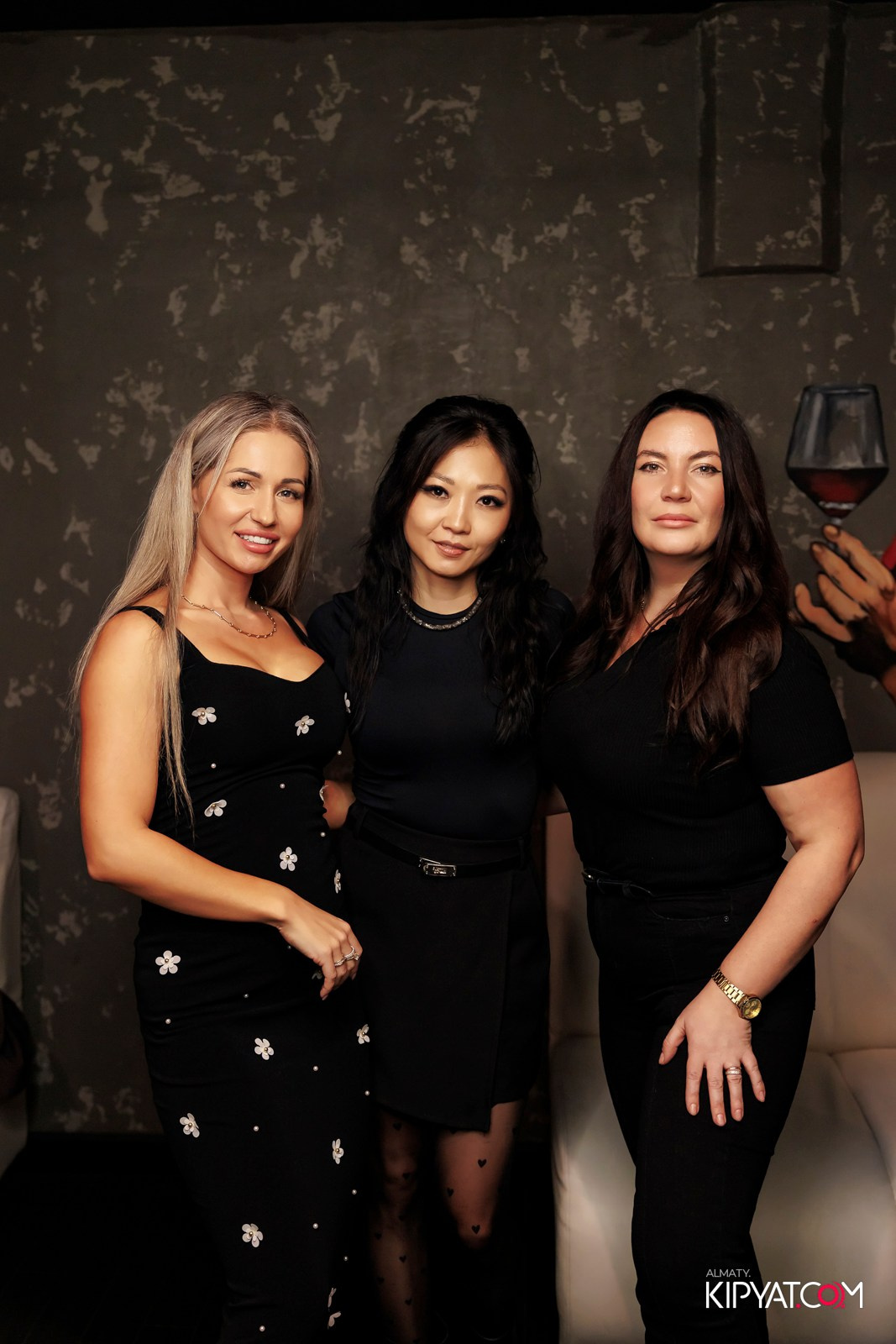 МУЗЫКАЛЬНОЕ ЛОТО В HIT RETRO. КИПЯТКОМ АЛМАТЫ!