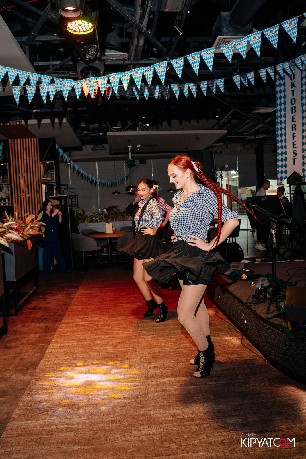 OKTOBERFEST — ПИНТА НУРЛЫ-ТАУ. КИПЯТКОМ АЛМАТЫ!