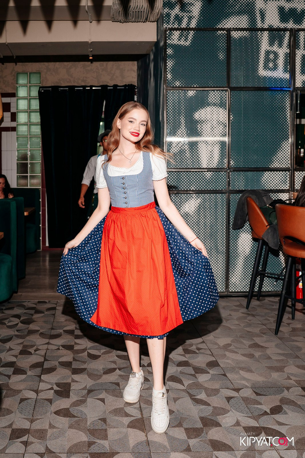 OKTOBERFEST — ПИНТА НА СЕЙФУЛЛИНА. КИПЯТКОМ АЛМАТЫ!