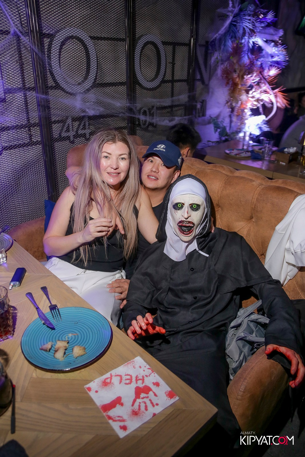 SPACE KARAOKE BAR. КИПЯТКОМ АЛМАТЫ!