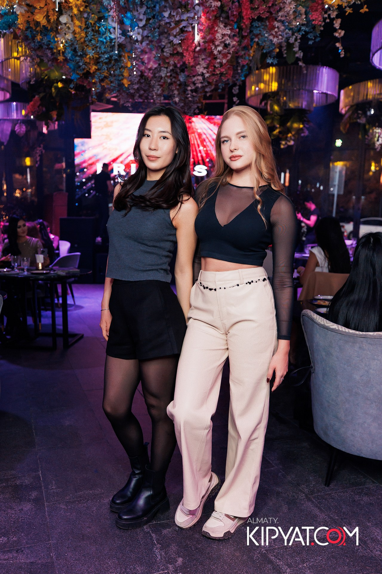 FRIENDS BAR & TERRACE. КИПЯТКОМ АЛМАТЫ! Фотосъемка мероприятий в Алматы