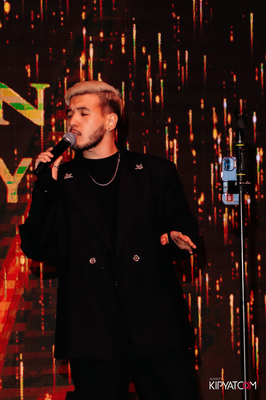 QUEEN. КИПЯТКОМ АЛМАТЫ!