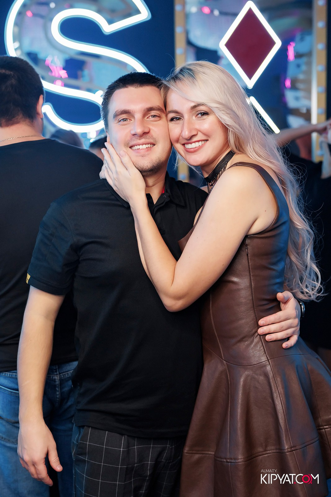 ЗАЯ, НА БИС. КИПЯТКОМ АЛМАТЫ!