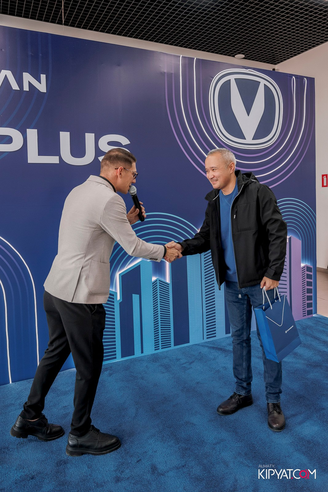 ПРЕЗЕНТАЦИЯ CHANGAN CS75 PLUS ОТ CHANGAN NOMADCAR. КИПЯТКОМ АЛМАТЫ!