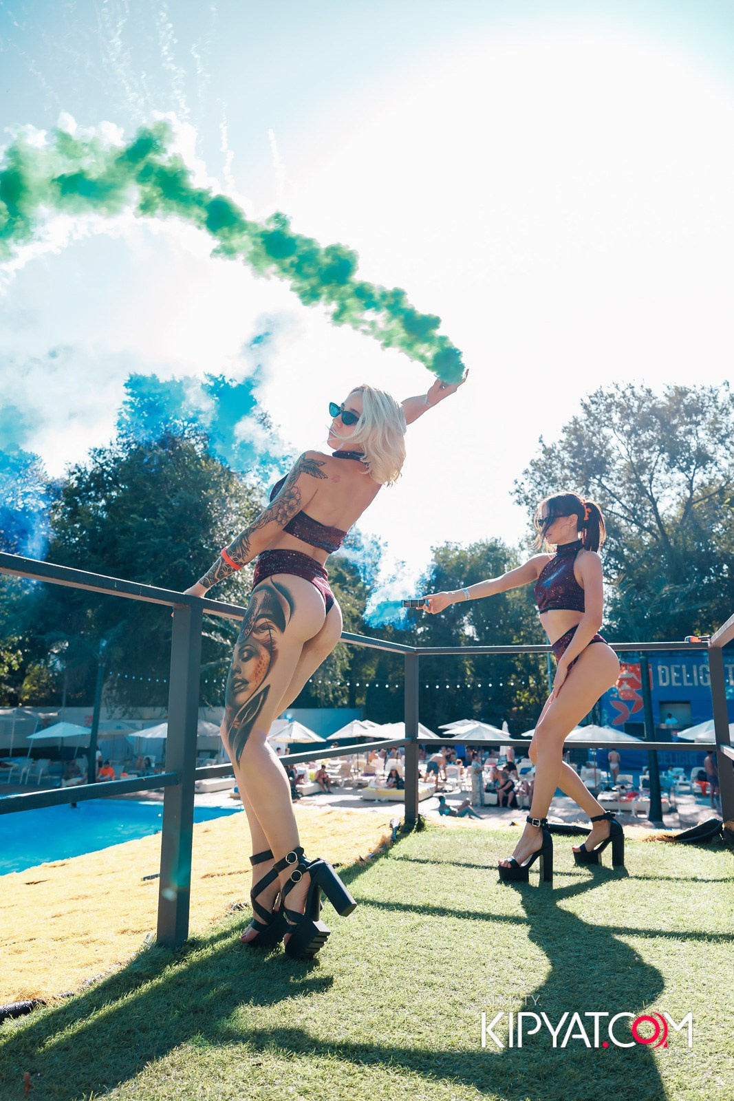 ПЕННАЯ ВЕЧЕРИНКА/ДЫМОВОЕ ШОУ/БАССЕЙН DELIGHT POOL. КИПЯТКОМ АЛМАТЫ!