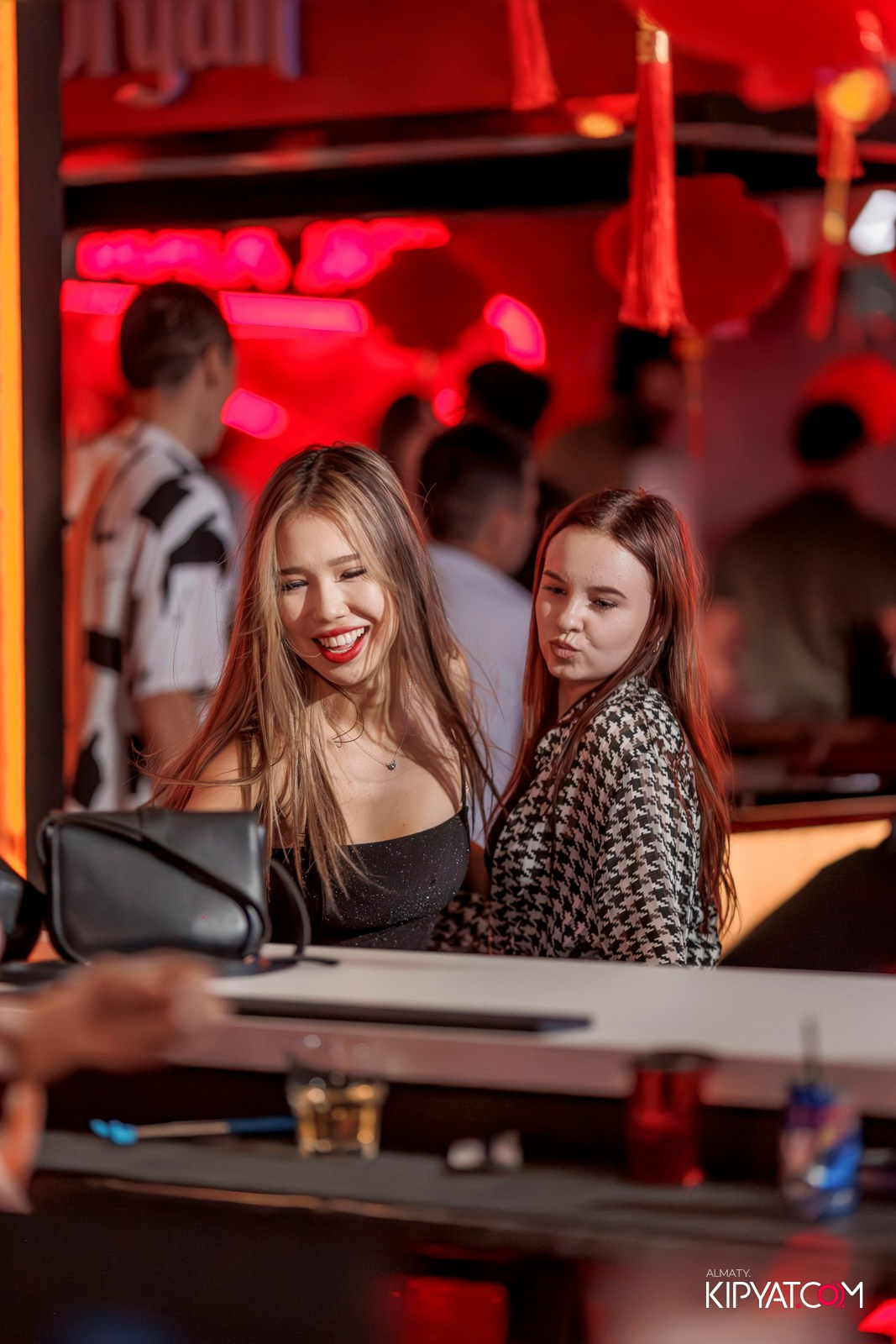 BHB. КИПЯТКОМ АЛМАТЫ!