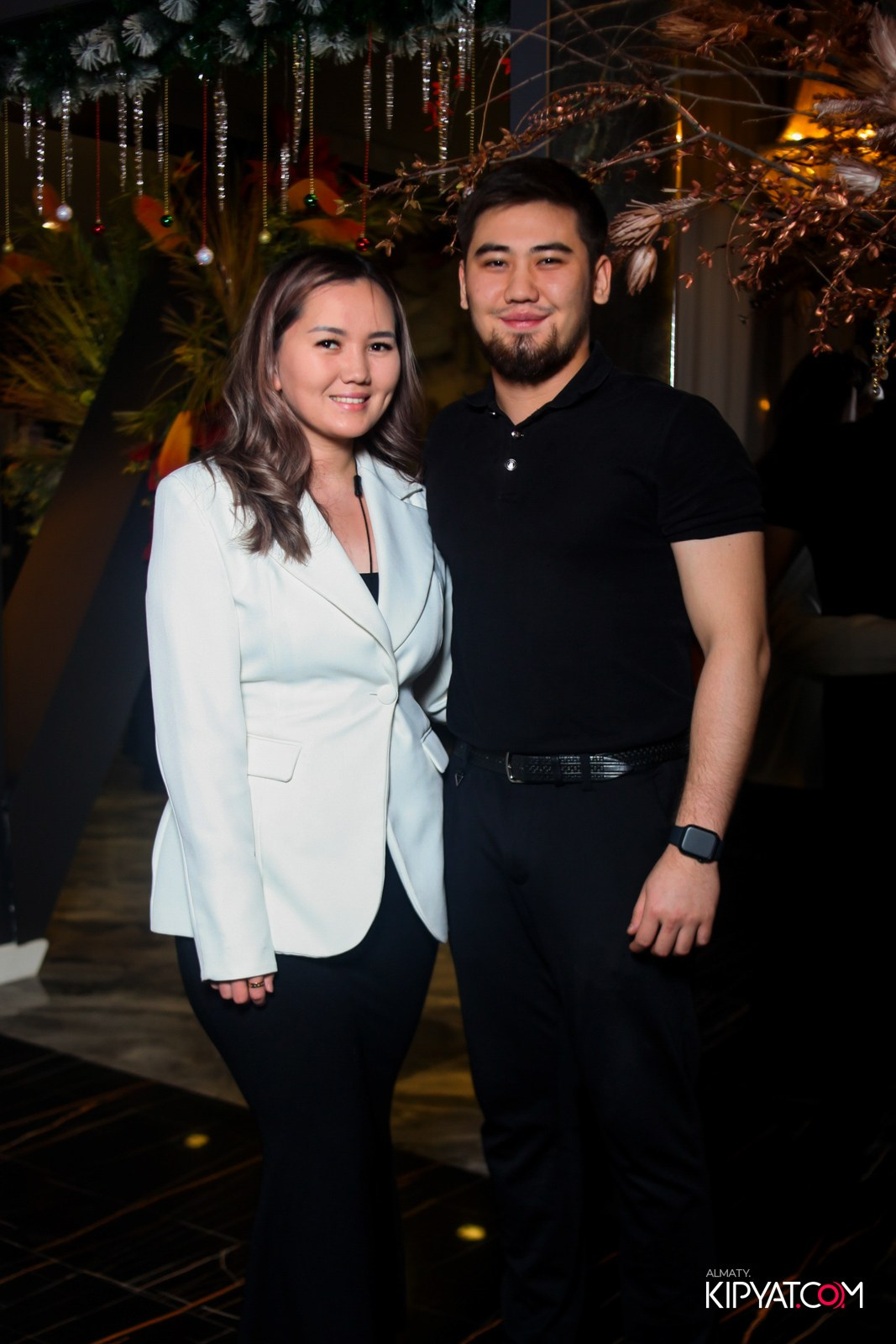 БАР ПАНАЕХАЛИ НА ДОСТЫК. КИПЯТКОМ АЛМАТЫ!