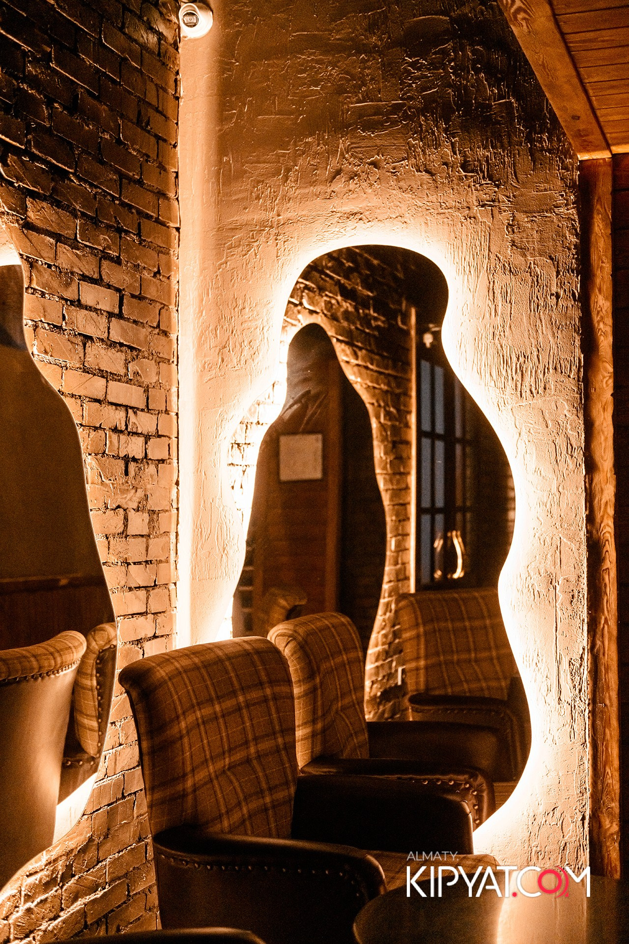 MUNCHEN PUB НА ПАНФИЛОВА. КИПЯТКОМ АЛМАТЫ!