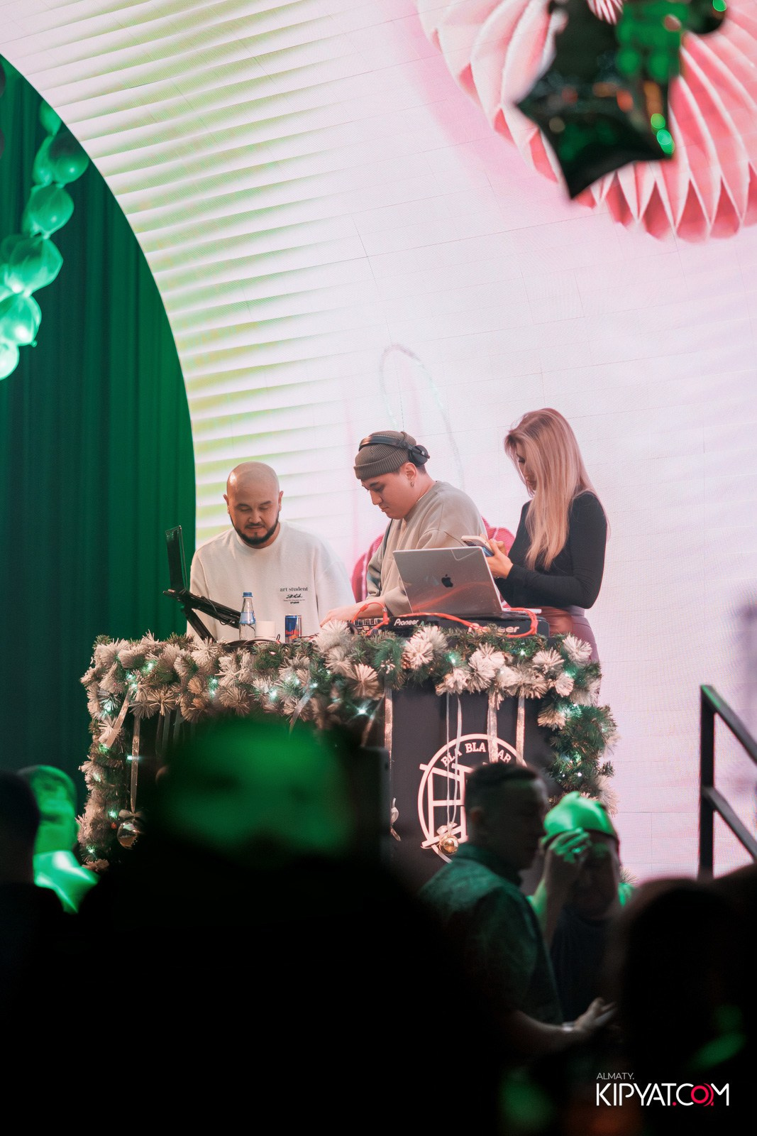 BLA BLA BAR. КИПЯТКОМ АЛМАТЫ!