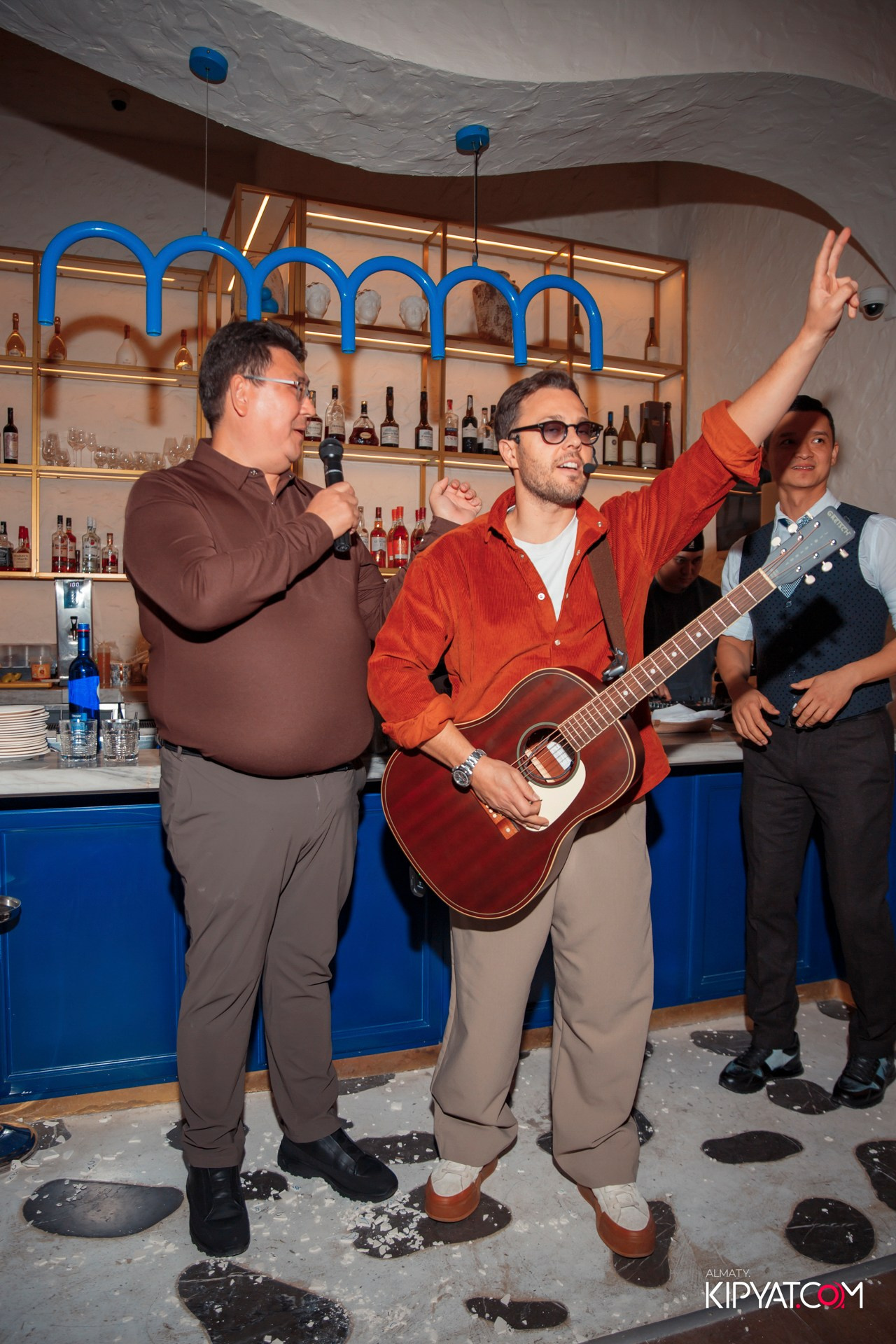 AIZA NEO BISTRO ABILAY KHAN. КИПЯТКОМ АЛМАТЫ! Фотосъемка мероприятий в Алматы