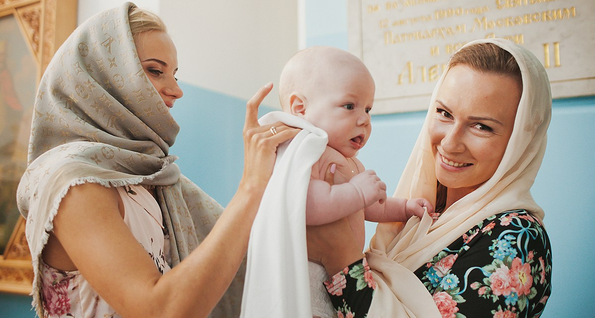 Крещение Храм Казанской иконы Божией Матери. г. Зеленогорск. Фотограф на крещение в Санкт Петербурге