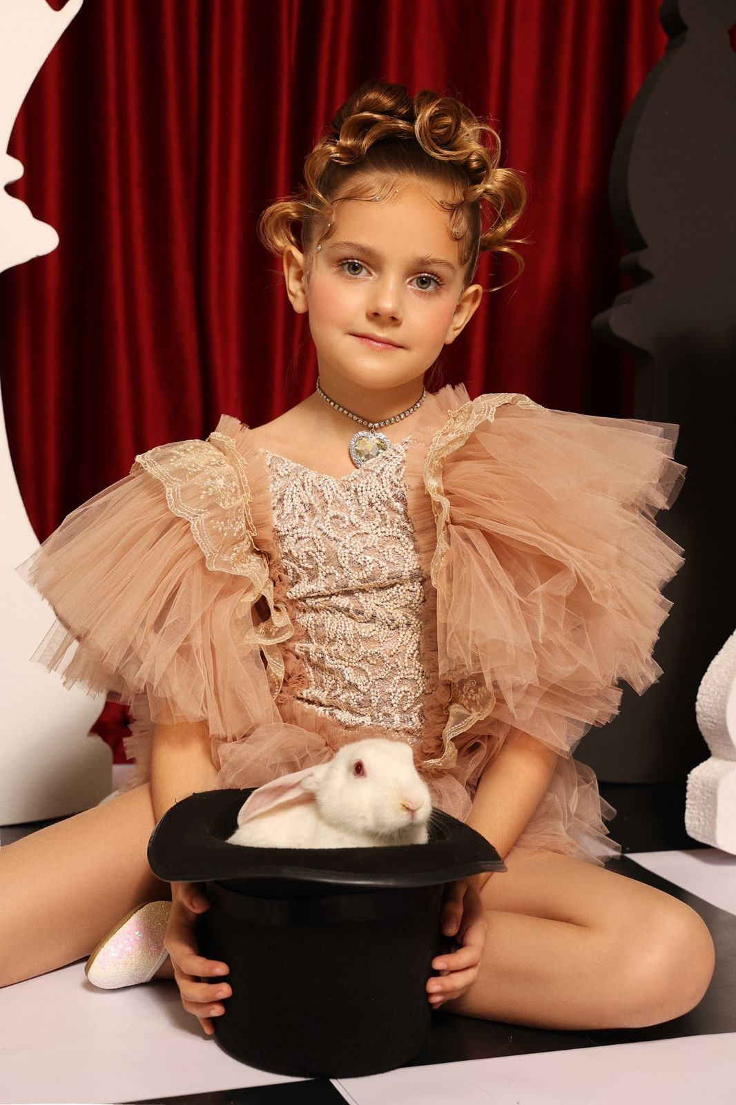 DOMINICA. Модельная студия MIA Models