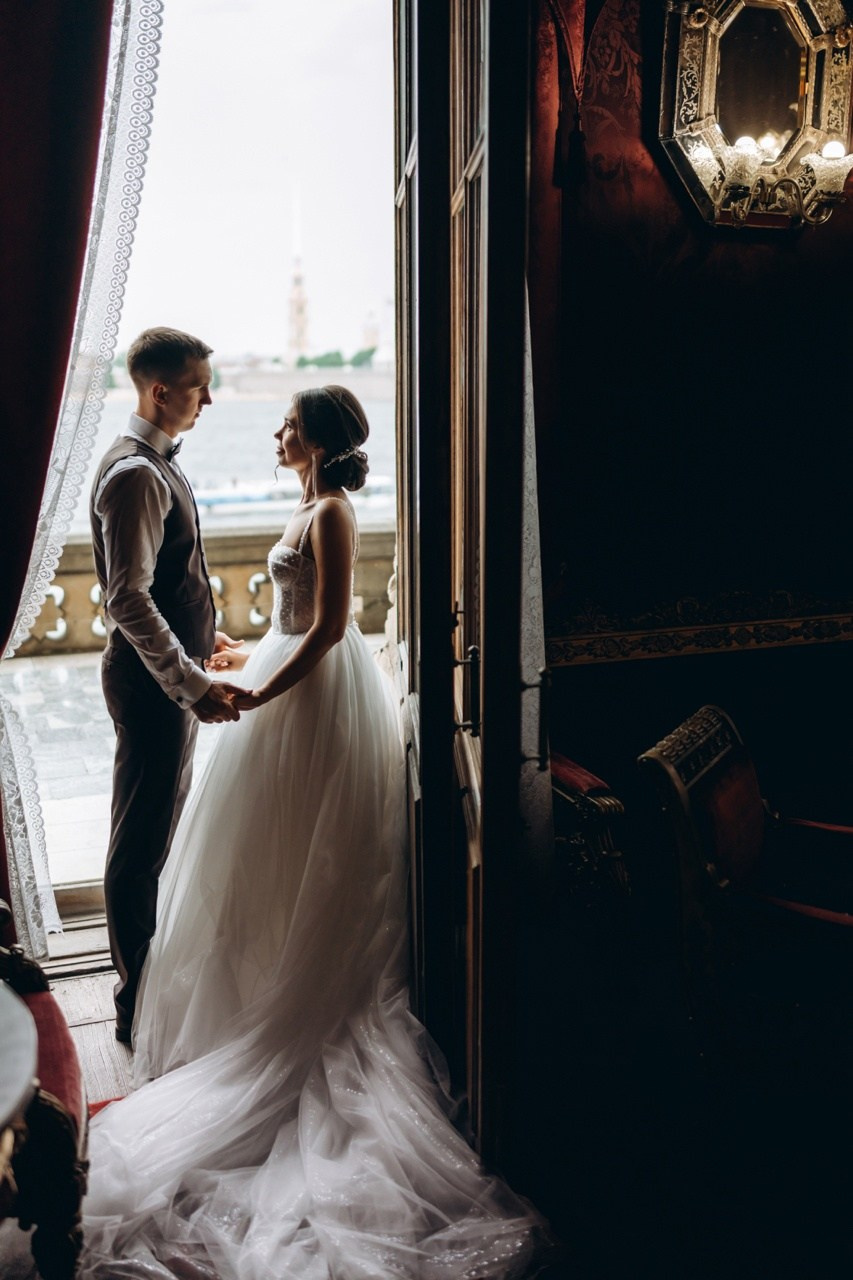 Свадебный образ. Профессиональный топ стилист по прическам и макияжу