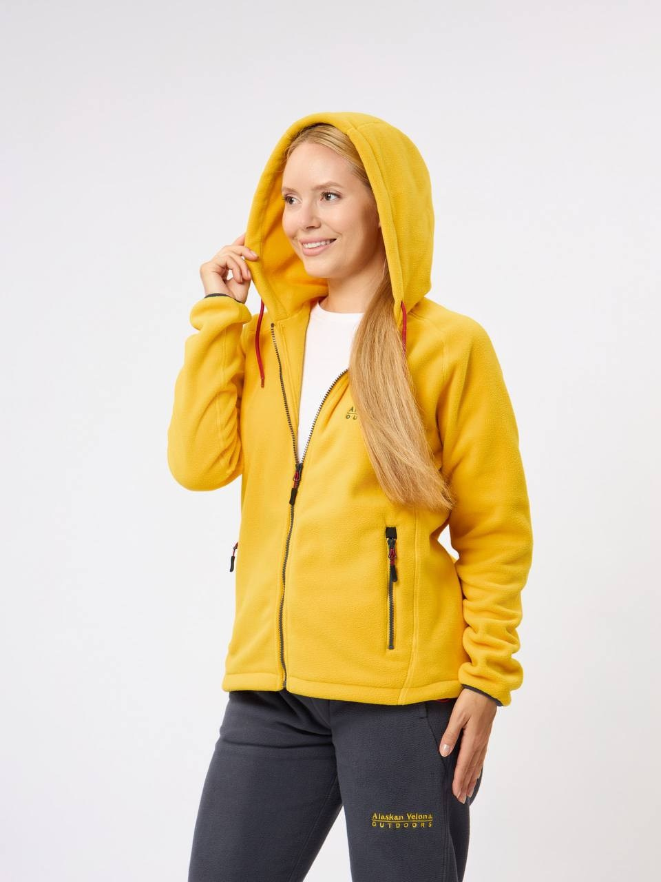 Кристина, 42-44, рост 170. KED Production — продакшн из СПб. Создаём фото, видео и контент, который помогает брендам и селлерам продавать больше