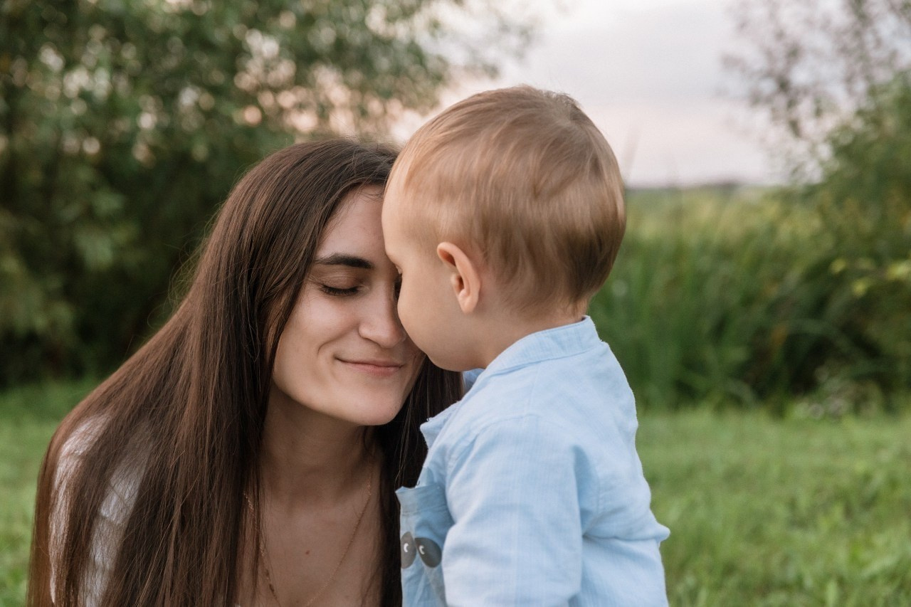 У пруда. Фотограф в Старом Осколе, Губкине Надежда Приболовец