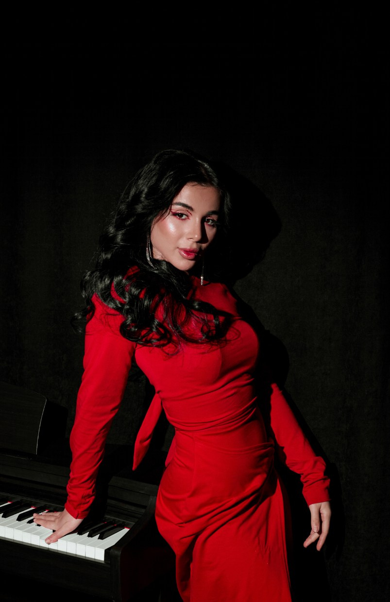 Карина. Фотограф Стилист Тюмень Вера Хайруллина