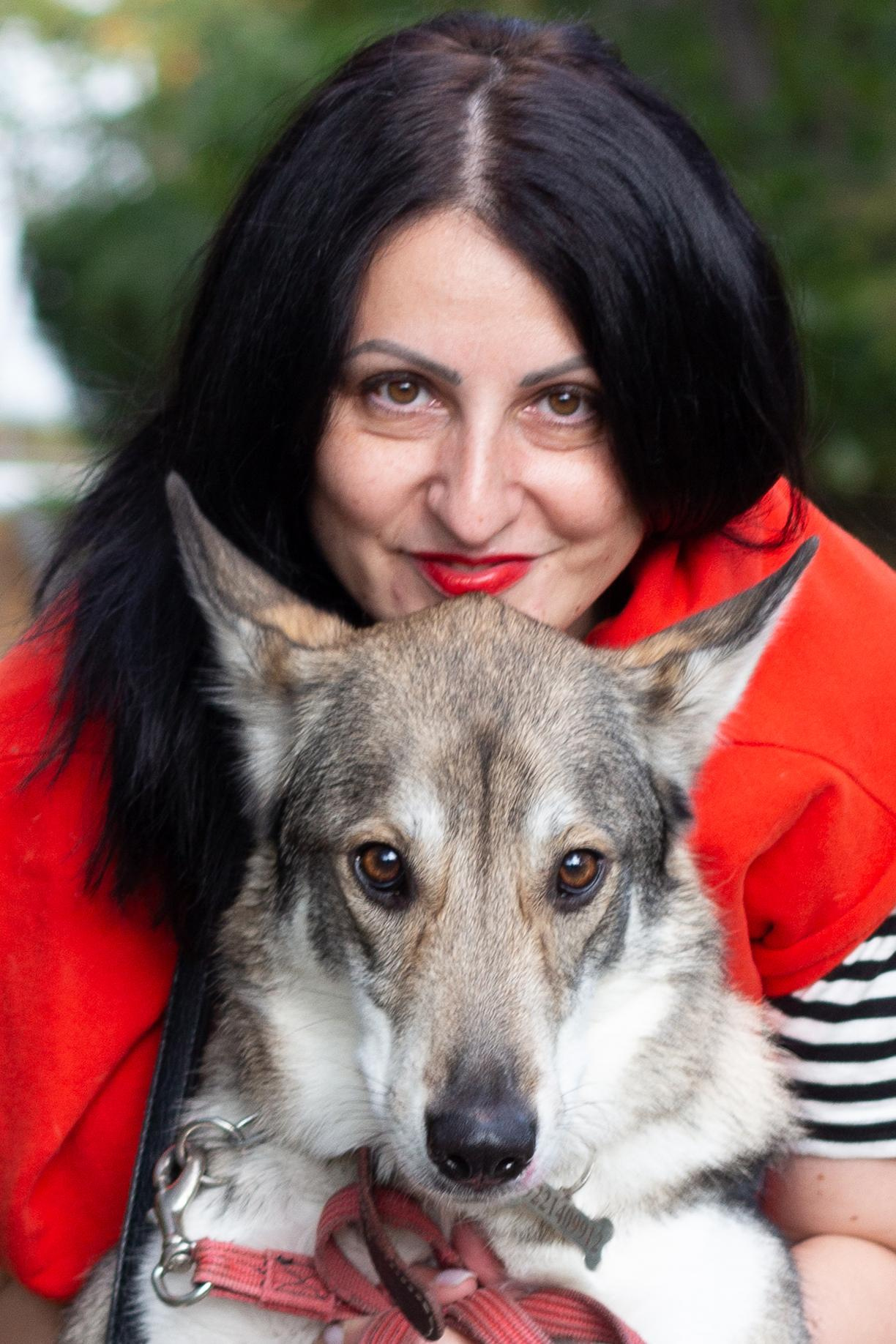 Фотопрогулка. Юлия и собака Сима. Фотограф в Екатеринбурге Пойгина Елена