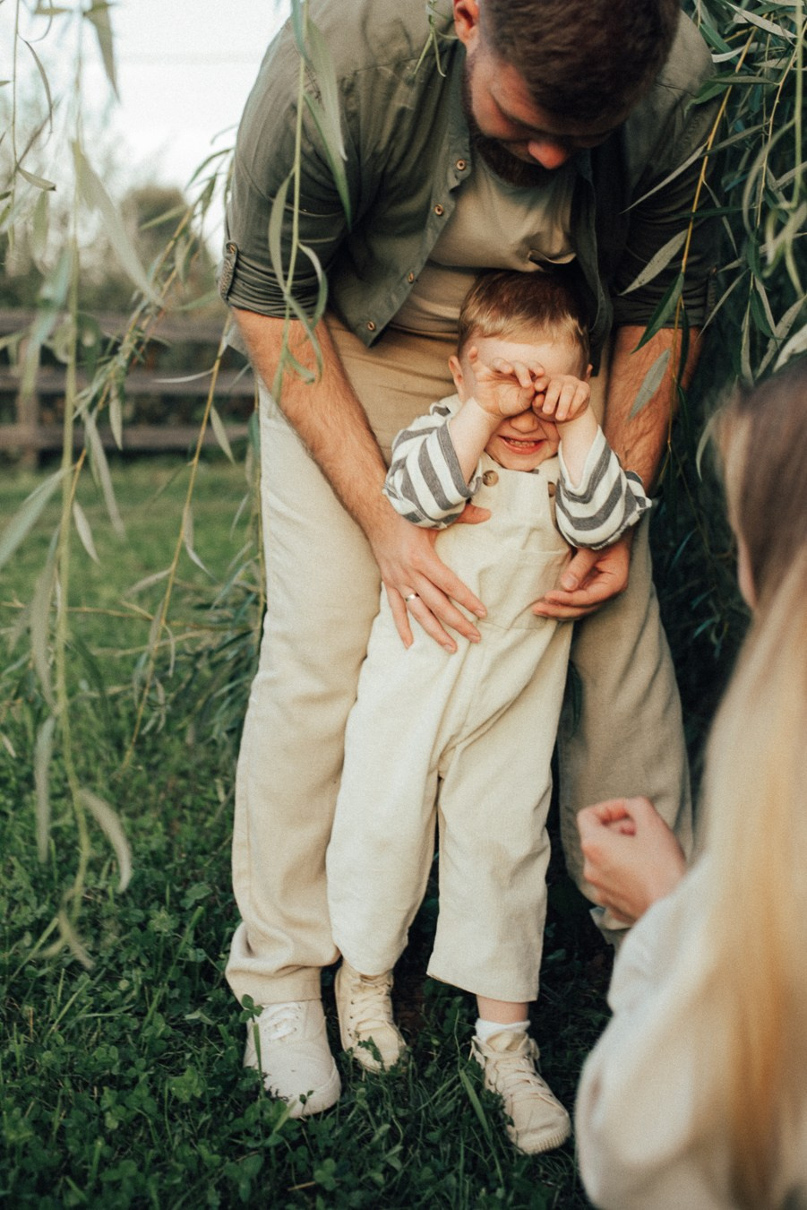 Саша, Настя, Арсений | на природе
