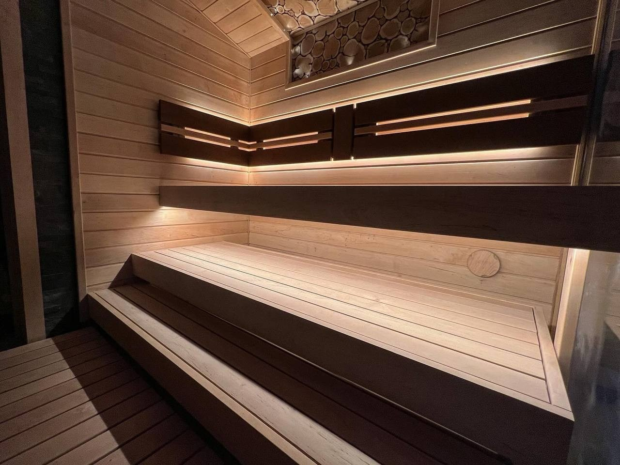 Эта баня в Садах Времени не оставит равнодушным никого- ни внутри парной, ни снаружи. SaunaTopMasters