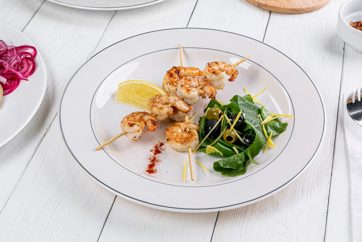 Фотограф и графический дизайнер Владимир Пуставетов