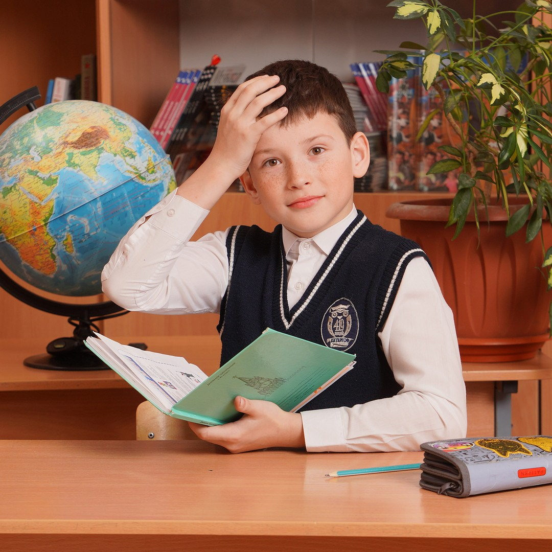 ФОТОСЕССИЯ В ШКОЛЕ (в классе). Школьная фотография в Санкт-Петербурге, выпускные альбомы, фотосессии