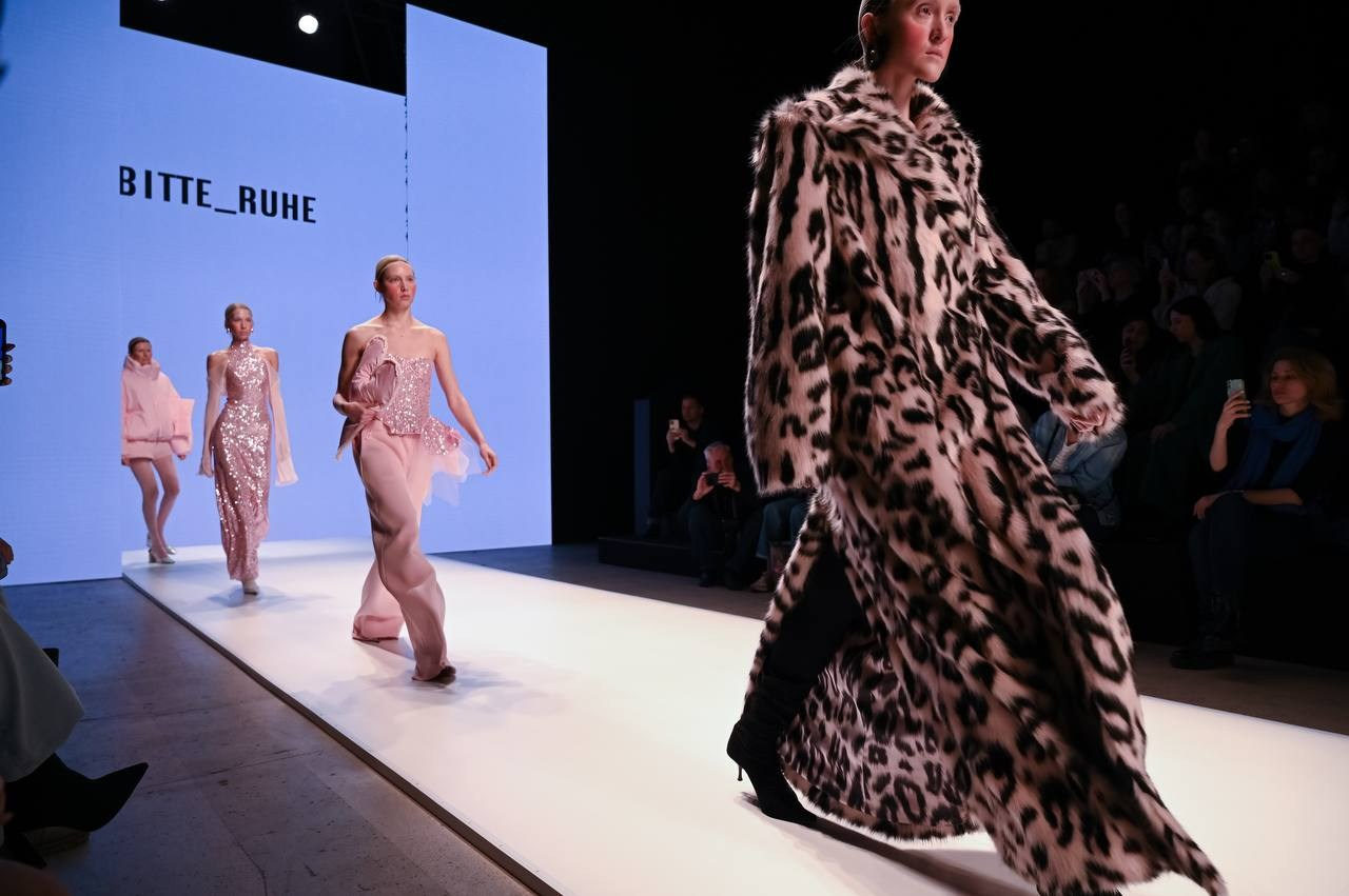 SHOWS. Даша Блюмберг Модель Москва