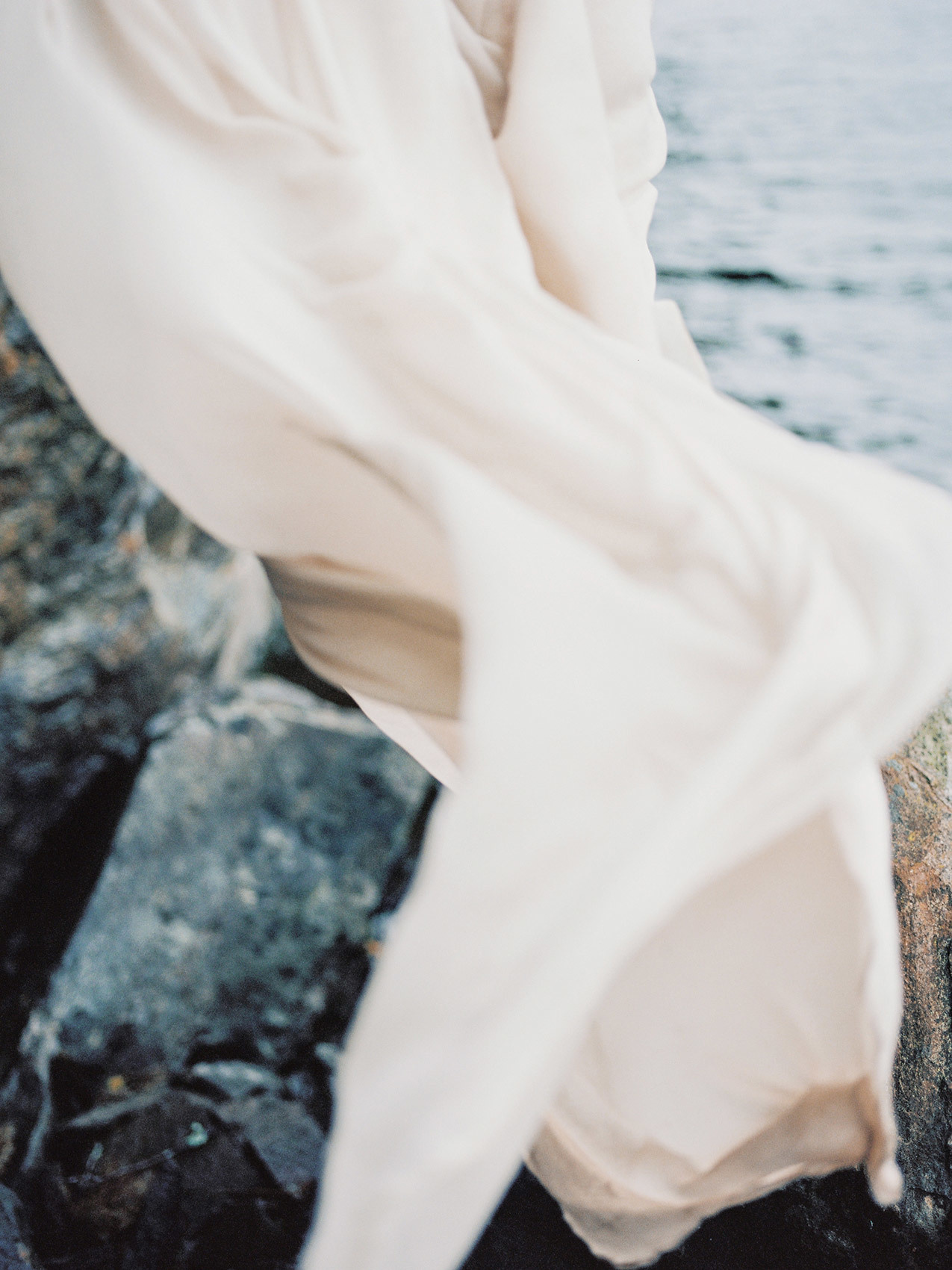 Wild clifs. Свадебный Fine Art фотограф в Санкт-Петербурге