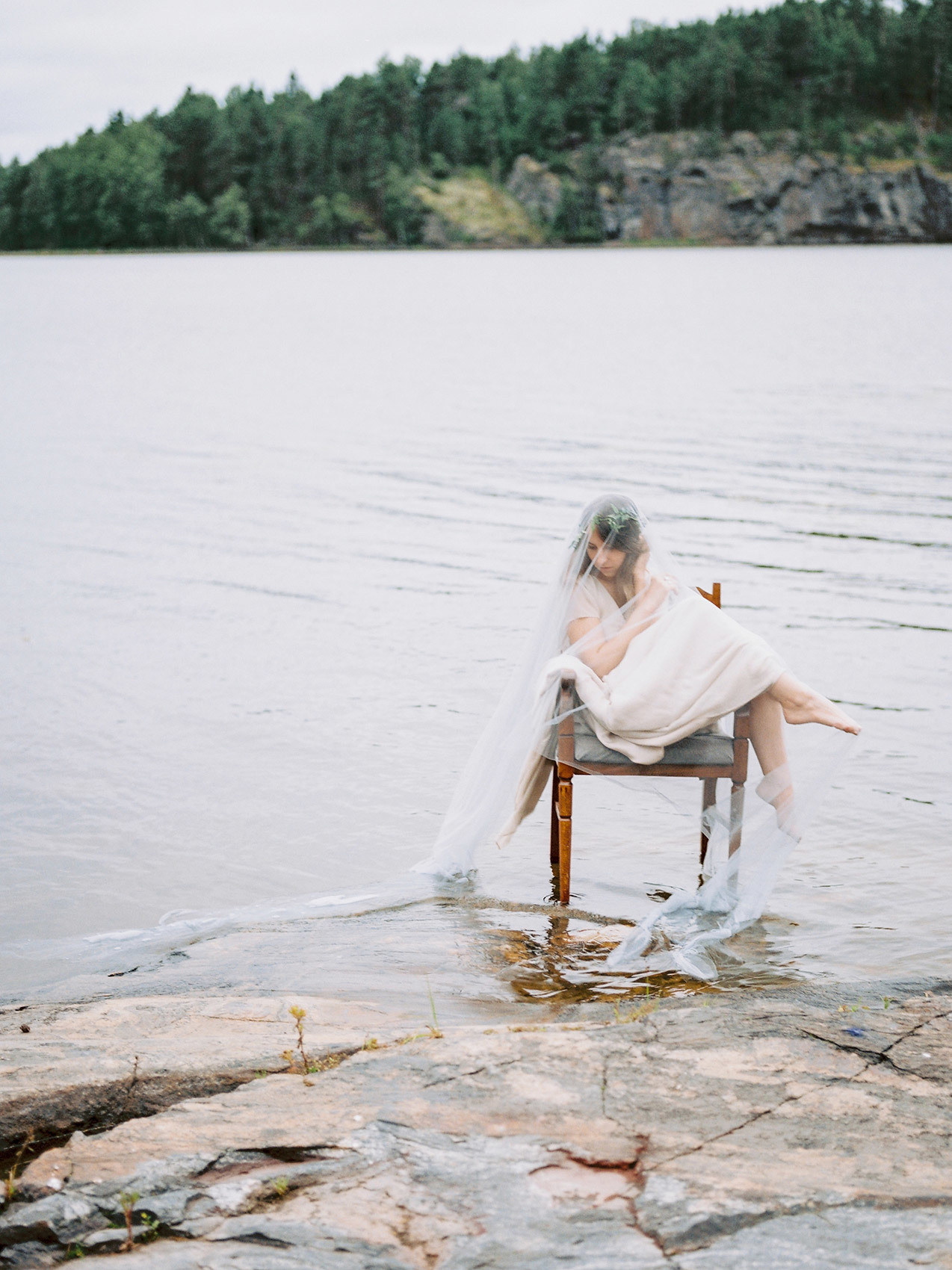 Wild clifs. Свадебный Fine Art фотограф в Санкт-Петербурге