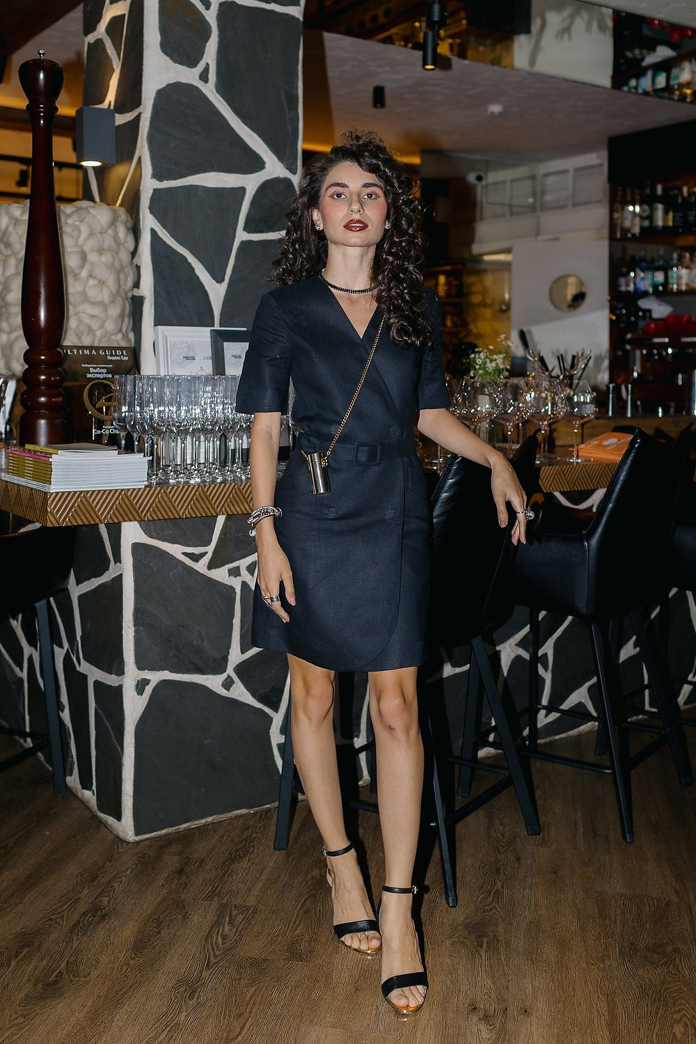 Ужин в CoCo Chalet. RetroChic Фото