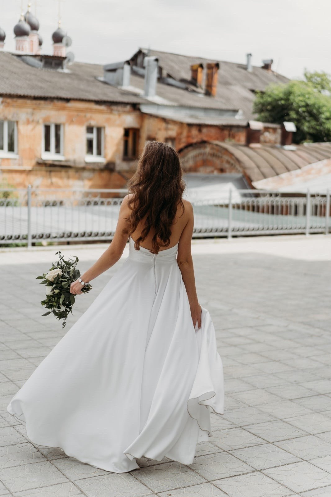 Примеры свадебных платьев. Модельер Евгений Бременев