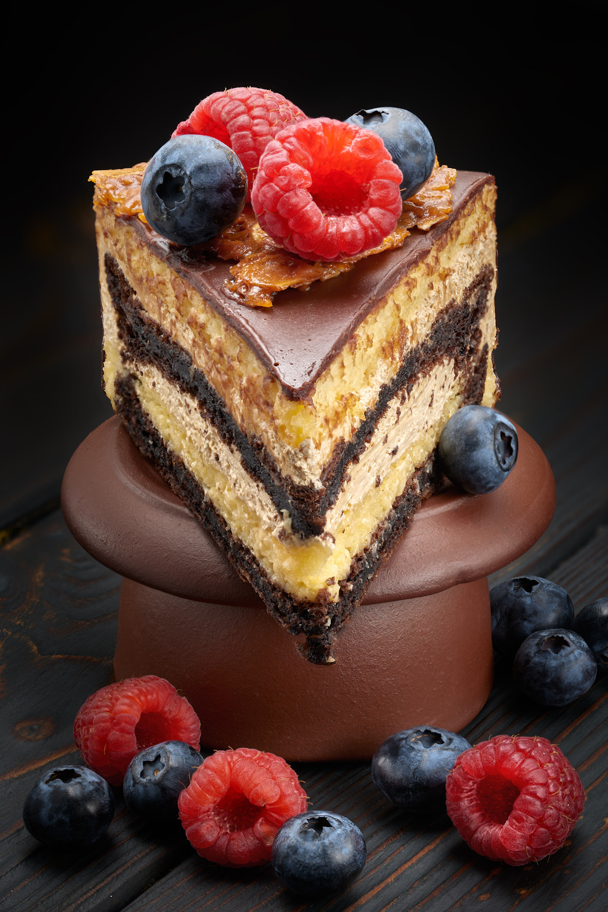 Художественный натюрморты, авторский стиль. Устремляясь ввысь… (фото от автора с ником Tom Fincher)