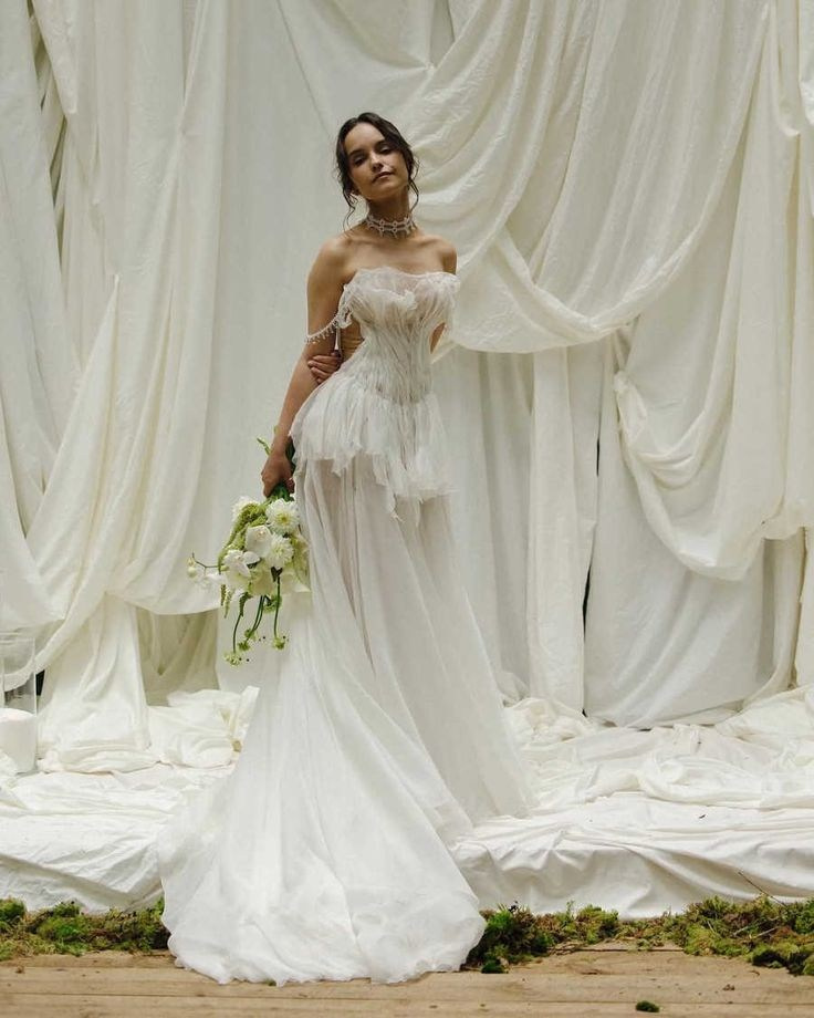 Образ невесты. Платье, макияж и укладка. Валеева Виктория | Свадебный фотограф в Ростове-на-Дону и Москве