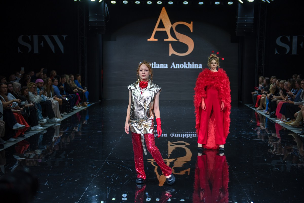 SochiFashionWeek2024 дизайнер Анохина Светлана. Семейный и коммерческий фотограф в Сочи Александр Бодунов