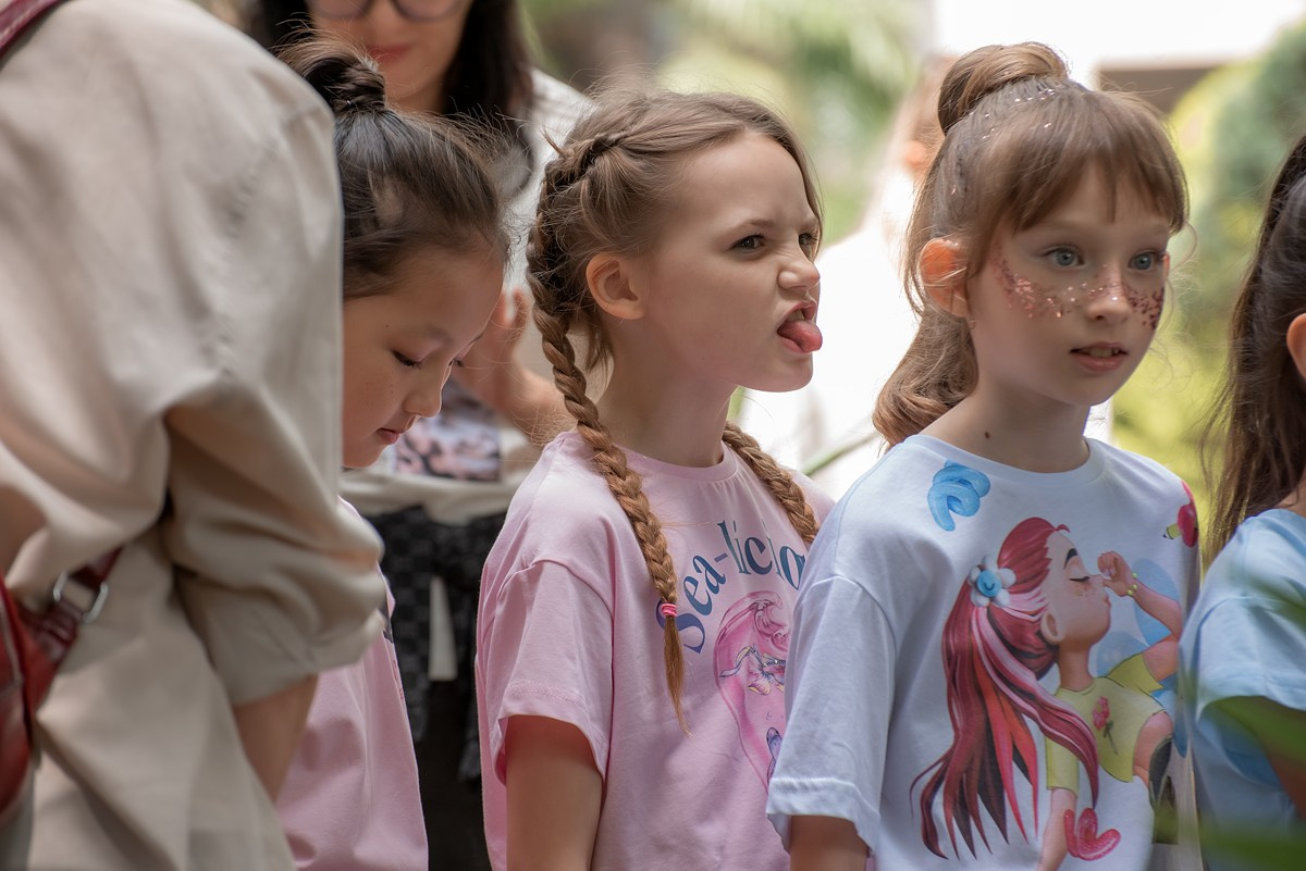 Парк Ривьера дефиле HAPPYkids. Семейный и коммерческий фотограф в Сочи Александр Бодунов