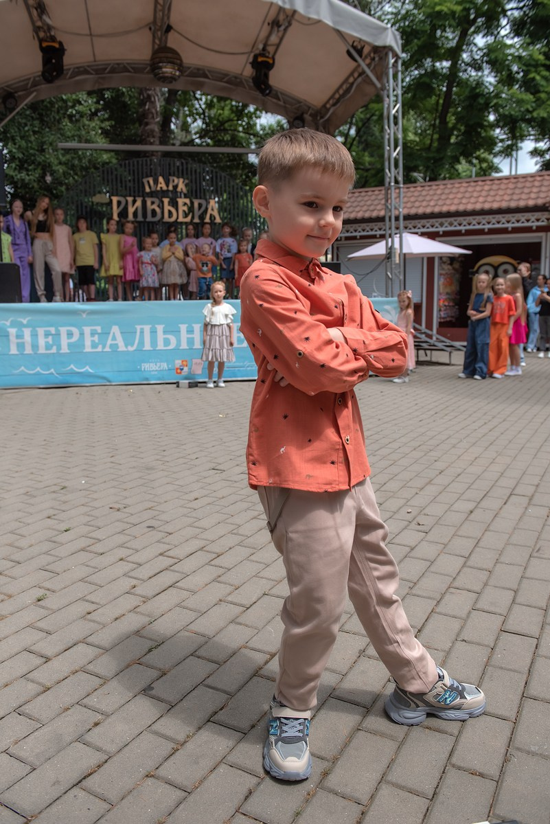 Парк Ривьера дефиле HAPPYkids. Семейный и коммерческий фотограф в Сочи Александр Бодунов