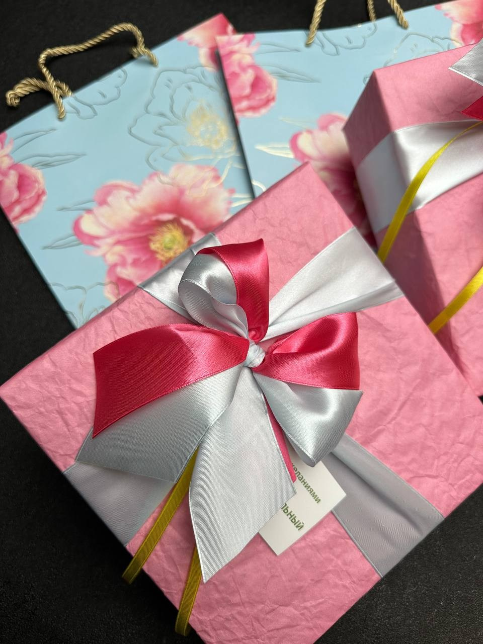 Оформление подарка. Студия подарочных наборов «Владия»