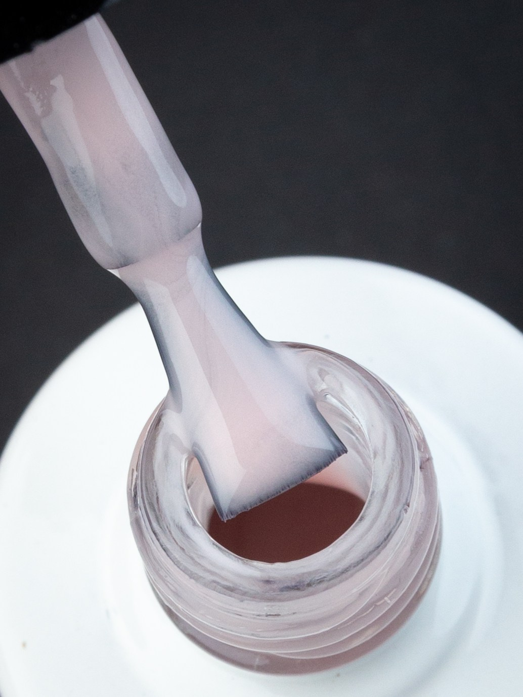 Kira на чёрном. Александр Стряпунин — предметный фотограф в Улан-Удэ