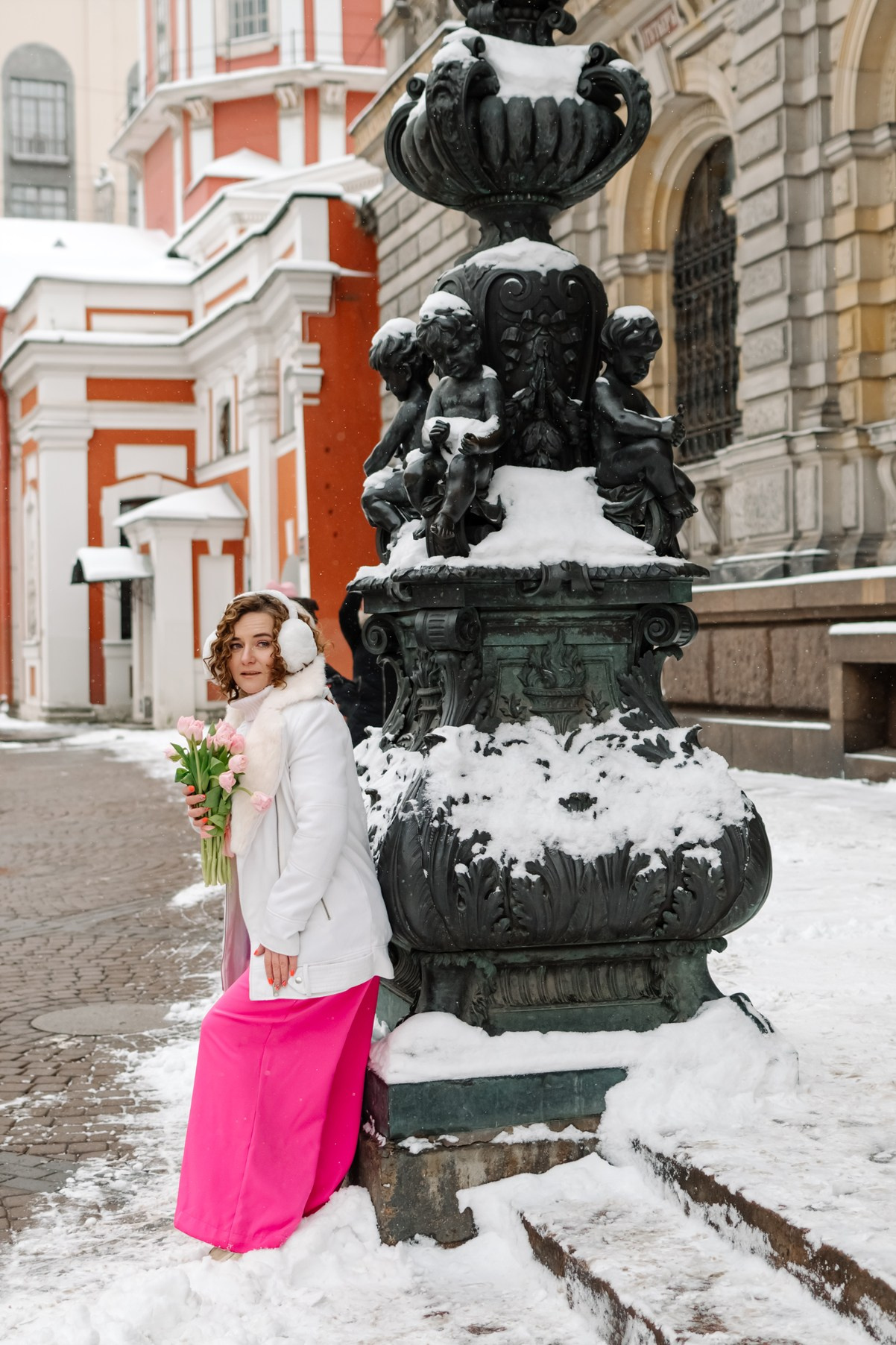 Юля с тюльпанами. Свадебный и сеейный фотограф в Санкт-Петербурге Елена Худякова