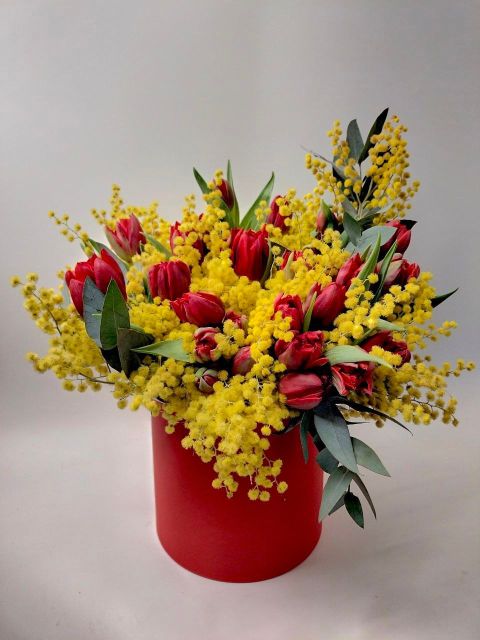 Цветочная подписка, цветы в подарок, год цветов, цветы в подарок еженедельно, цветы в подарок ежемесячно, цветы для любого повода, подарочные букеты, подарочные композиции, живые цветы, ручная работа на заказ, профессиональный флорист, флорист Москва, флорист фрилансер, выгодное предложение по цветам, цветы для богатых, флорист для богатых, цветы в дар, подарок на год вперед, подарок на юбилей Москва, подарок на свадьбу Москва, долгоиграющий подарок, профессиональный флорист, что подарить молодожёнам, что подарить на юбилей, что подарить на День Рождения, необычный подарок, дизайнерский букет, авторский букет, не обычный букет, стильный букет невесты, современный букет, современная флористика, флорист Москва, индивидуальный подход, клиентский сервис, VIP условия, ручная работа, работа под заказ, отзывы, купить цветы Москва, купить цветы в Москве быстро, купить цветы в Москве просто, купить цветы в Москве на год вперёд