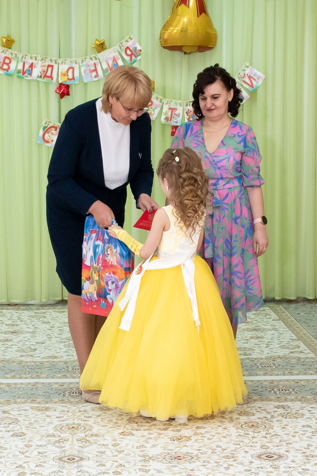 Г. Мегион. Фотограф в г. Нижневартовск Александра Гриценко