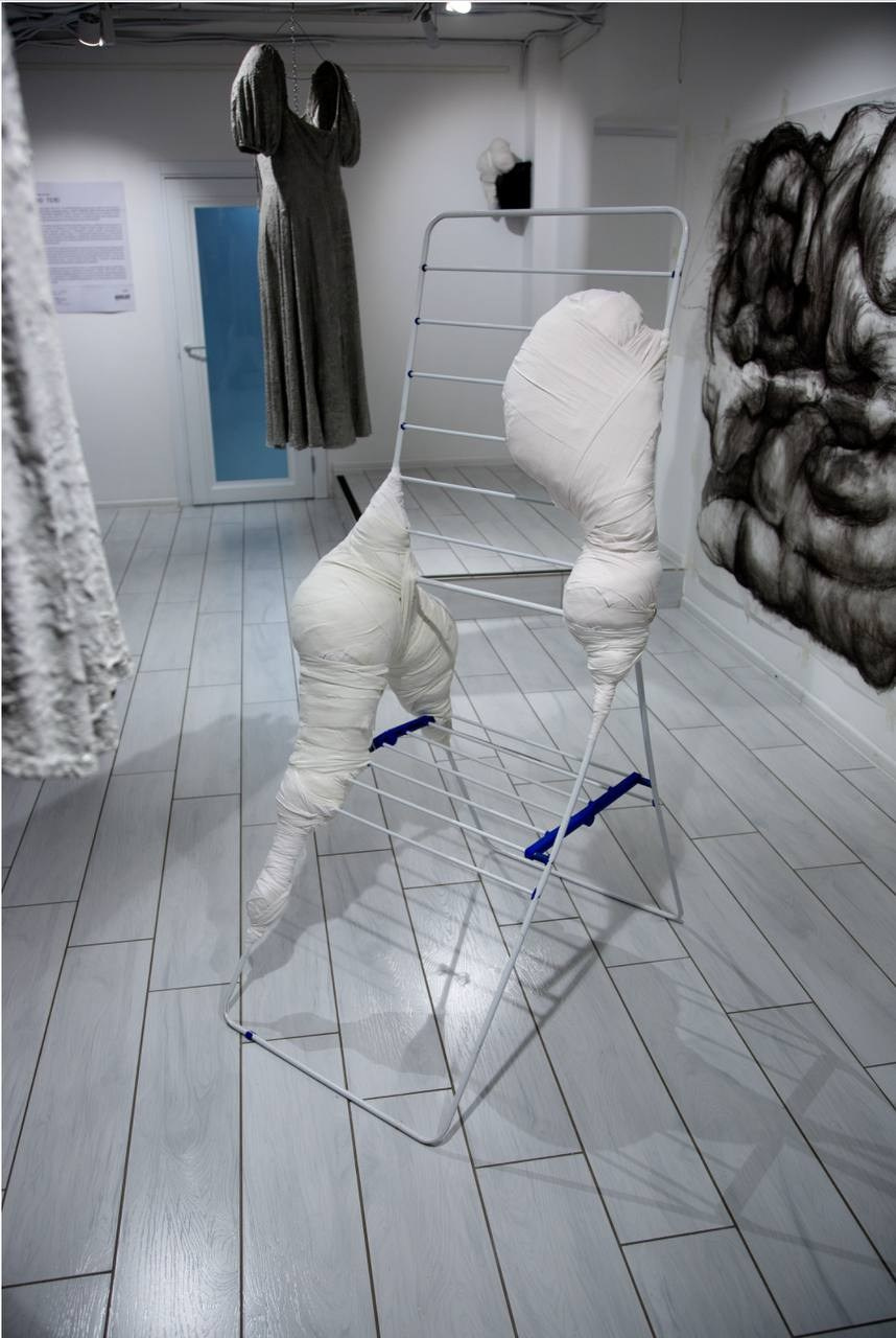 (Не)античные торсы 2025. Лилия Ким. Междисциплинарный художник