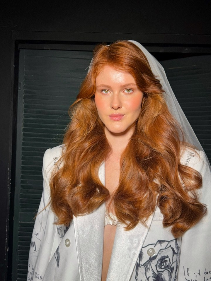 Вечерние образы. Свадебный визажист и стилист по прическам в Москве