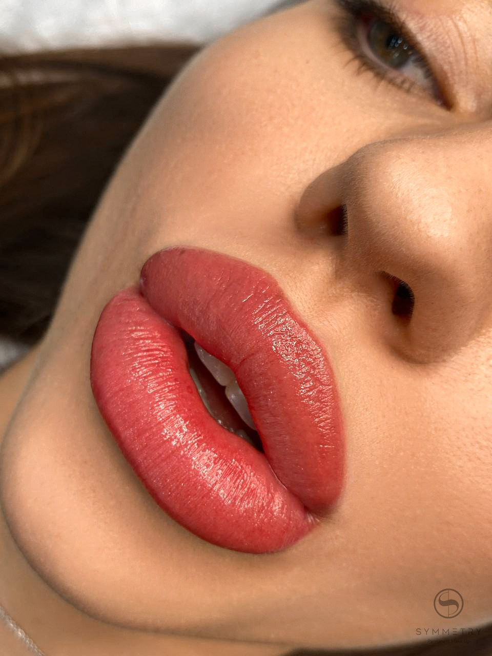 Элла. Студия перманентного макияжа, косметологии и массажа SYMMETRY в Москве, м. Киевская