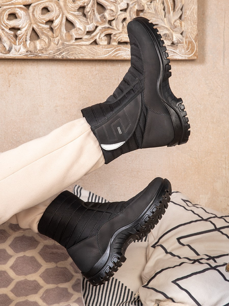 Обувь на модели. Фотограф Юлия Зимина